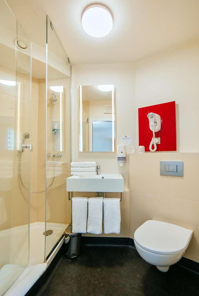 B&B Hotel Katowice Centrum Room photo